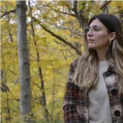 Laurea magistrale in lingua, inglese e tedesco.
Mi piacerebbe essere utile per i ragazzi che hanno difficoltà o dubbi in queste materie